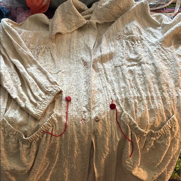 Funky cream hand made coat. - Picture 11 of 12